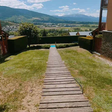 Vistas Excepcionales, Jardin Con Piscina, Muy Acogedor